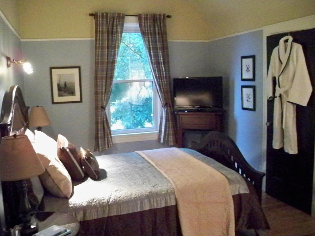 פרדריקטון Quartermain House Bed & Breakfast חדר תמונה